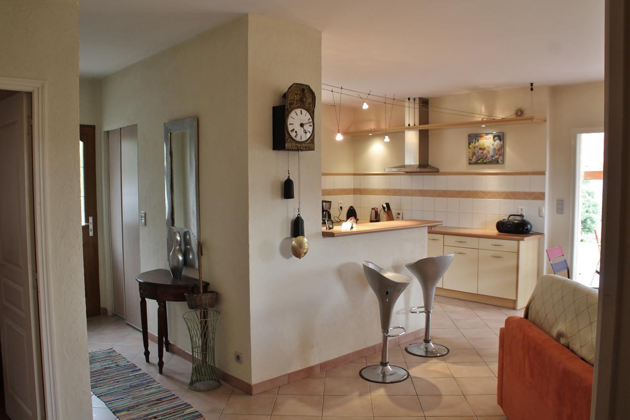 Gite Au Bouzigues Monlaur-Bernet ภายนอก รูปภาพ